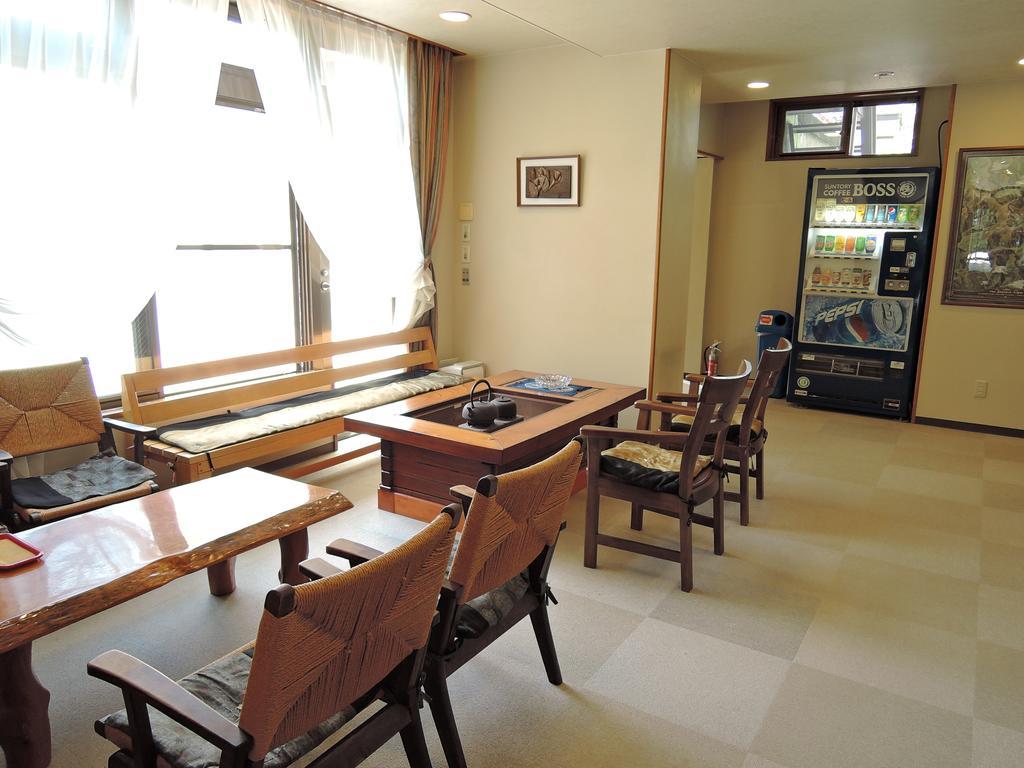 白馬八方温泉　まるに旅館 3* 白馬村