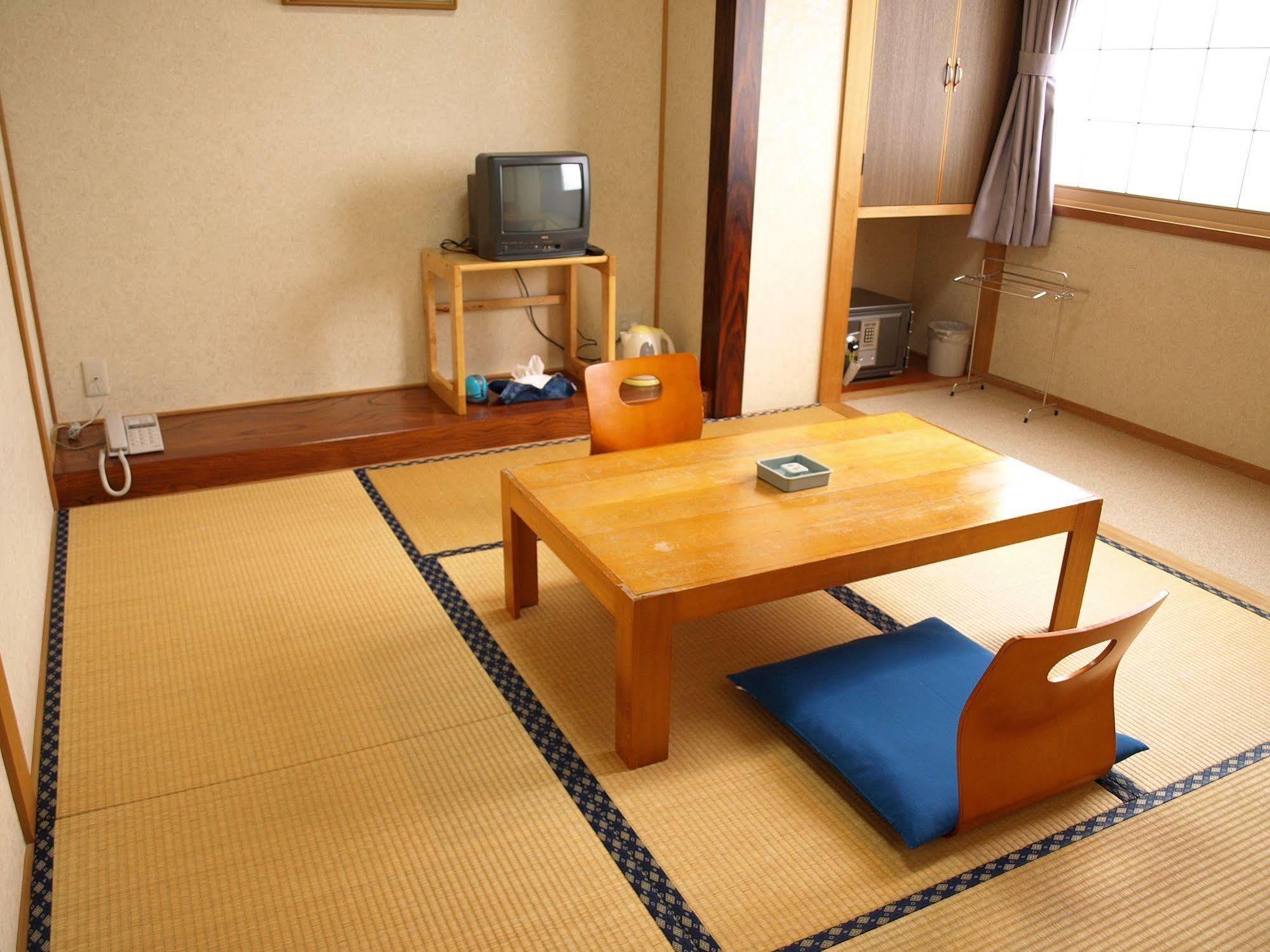 白馬八方温泉　まるに旅館 旅館