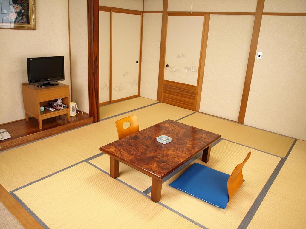 白馬八方温泉　まるに旅館